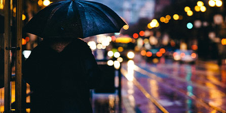 名记：骑士希望哈登提升莫布里&amp;阿伦的表现 同时分担米切尔的担子